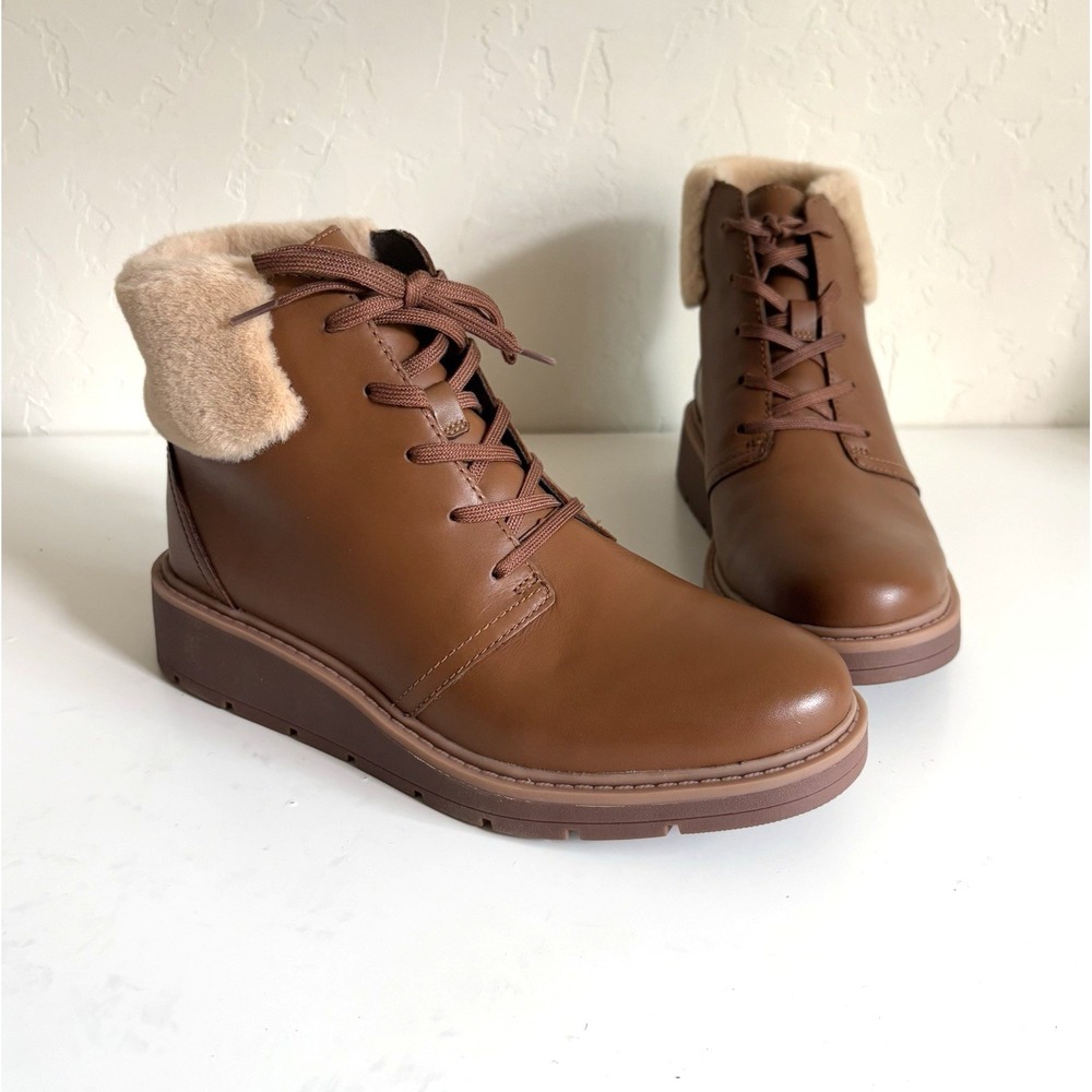 CLARK Leighly Lace Boot Women's Size 8M Brown Faux Fur Trim Ankle Bootie NIB